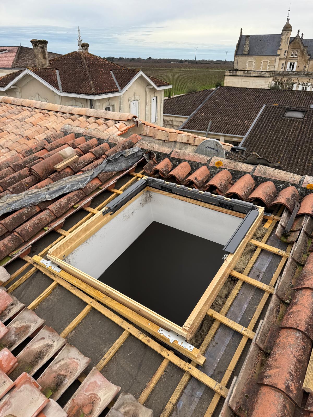 Démoussage à Le Bouscat, réalisation Tourny Couverture (Gironde)